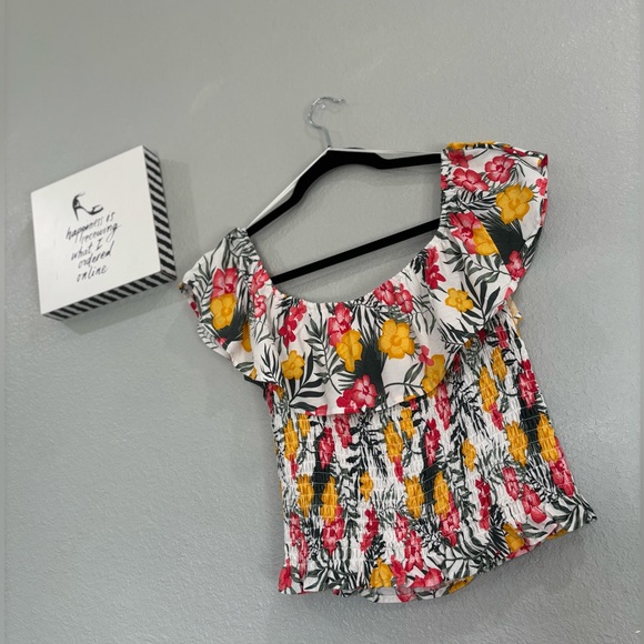 Francesca’s Floral Off the Shoulder Smocked Crop Top - Picture 2 of 2